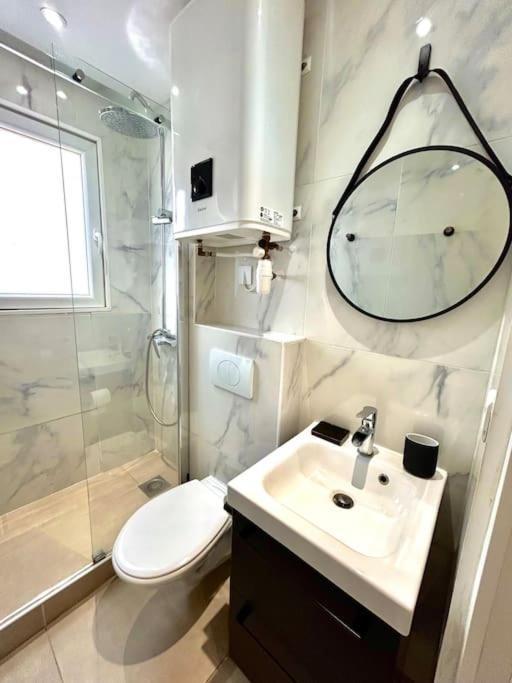 Studio Cosy Proche Plage, Parking Gratuit ฌวง-เลส์-แป็งส์ ภายนอก รูปภาพ